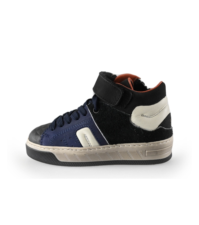 Hoge sneakers
