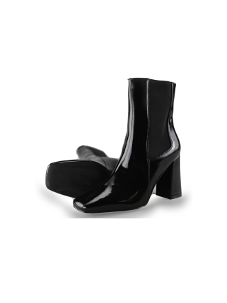 Chelsea boots