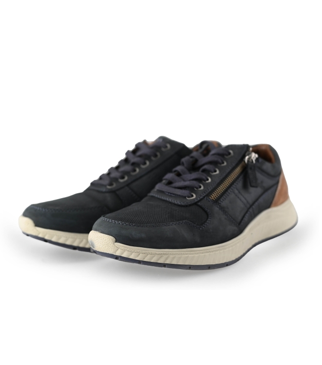 Sub55 Sneakers