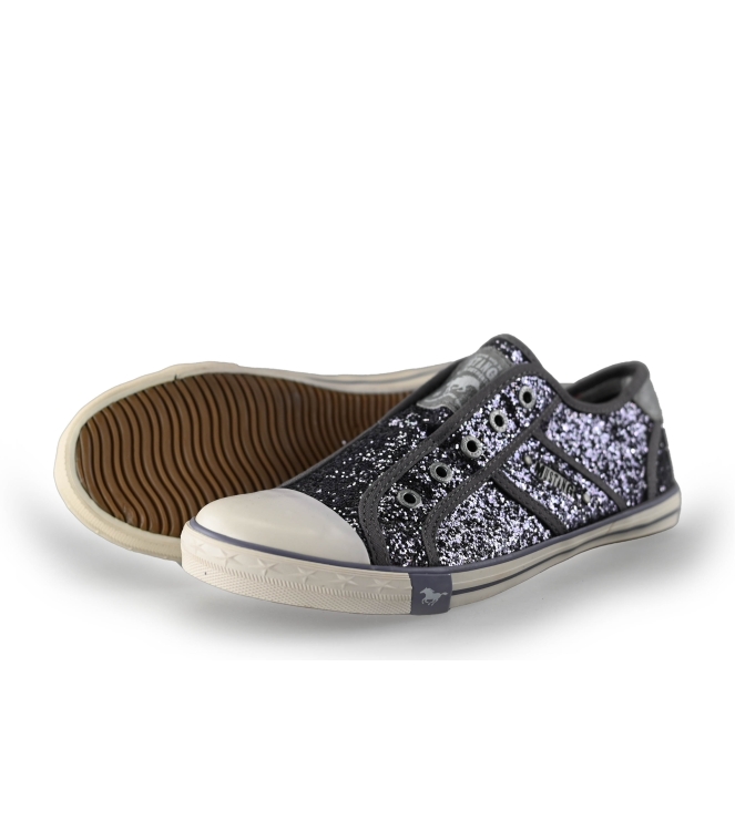 Mustang Sneakers