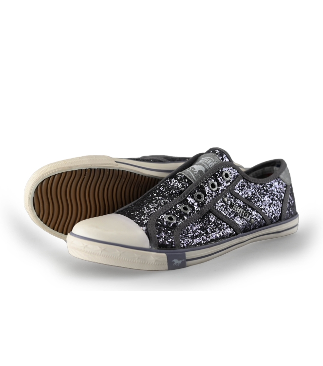Mustang Sneakers