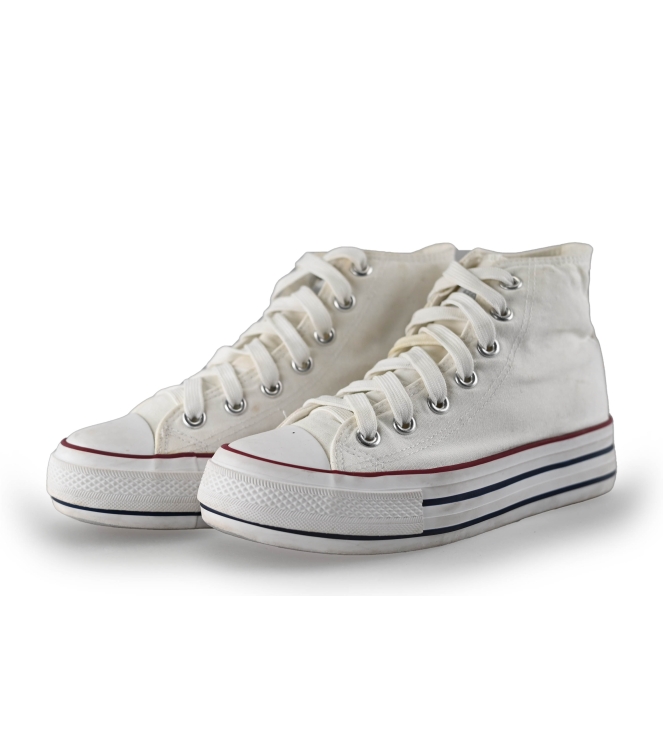 Refresh Sneakers
