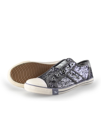 Mustang Sneakers