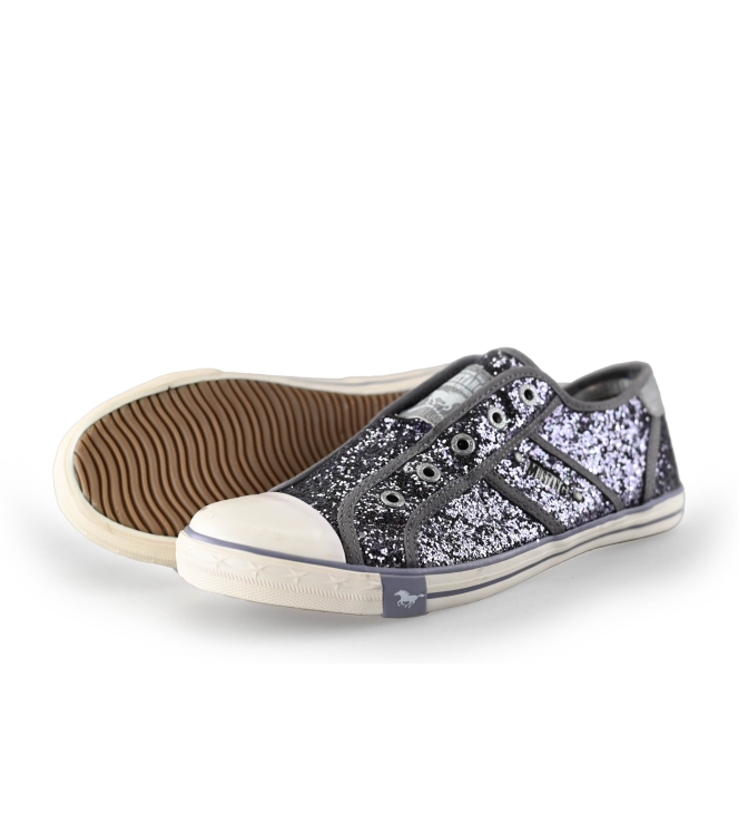 Mustang Sneakers