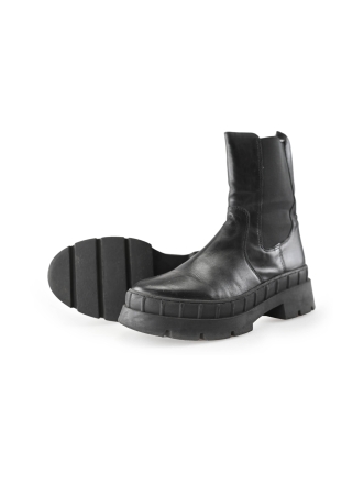 Nelson Chelsea boots