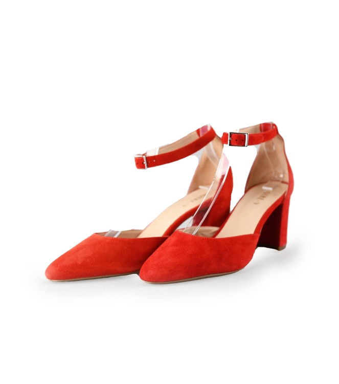 Notre-V Pumps