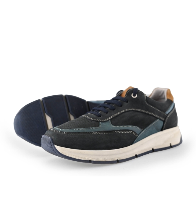 Bullboxer Sneakers