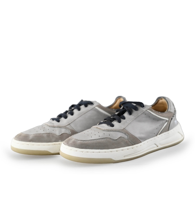 Mustang Sneakers