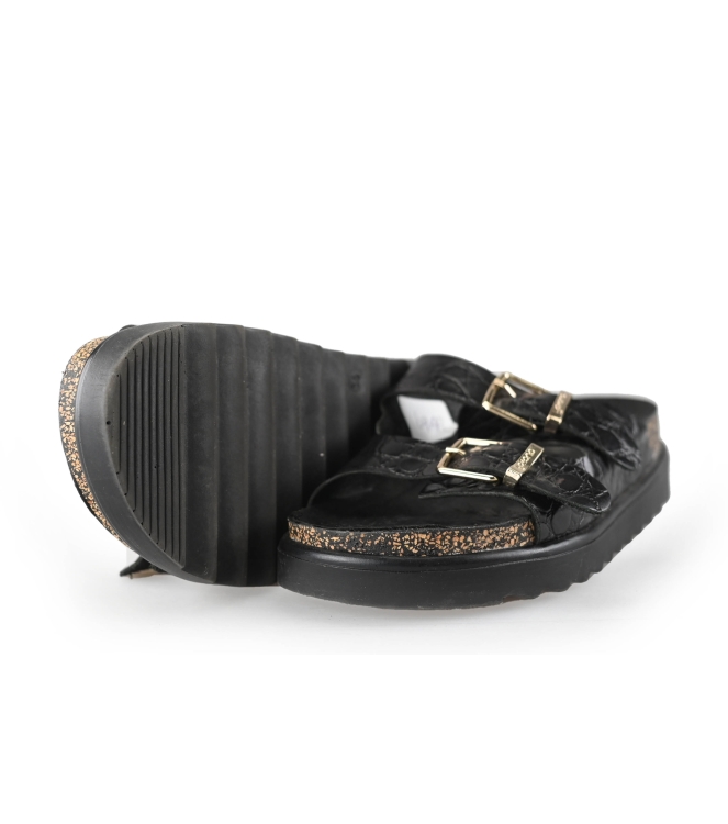Yokono Slippers