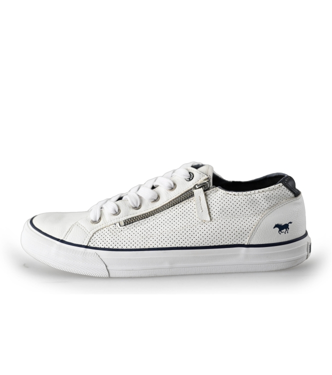 Mustang Sneakers