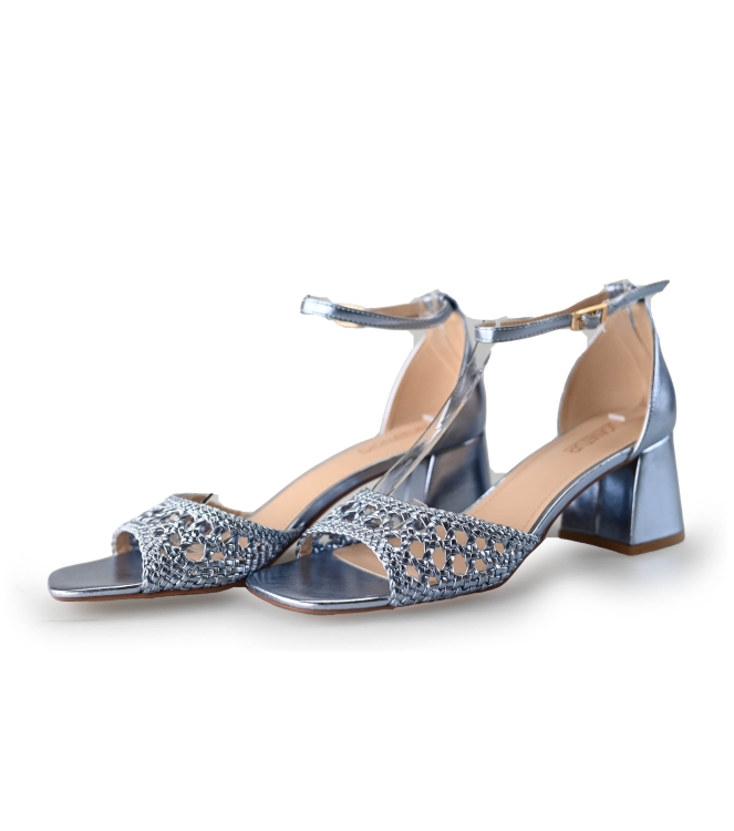 Signatura Sandalen