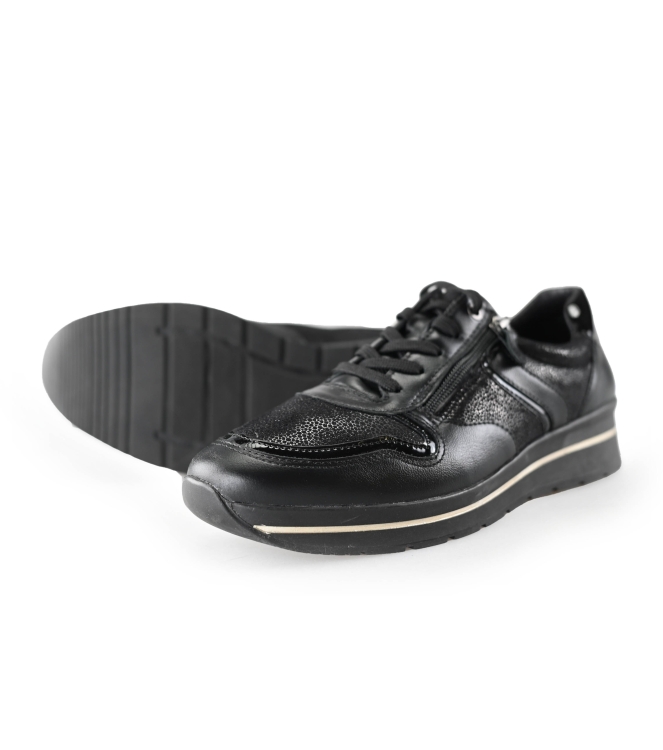 Feyn Sneakers