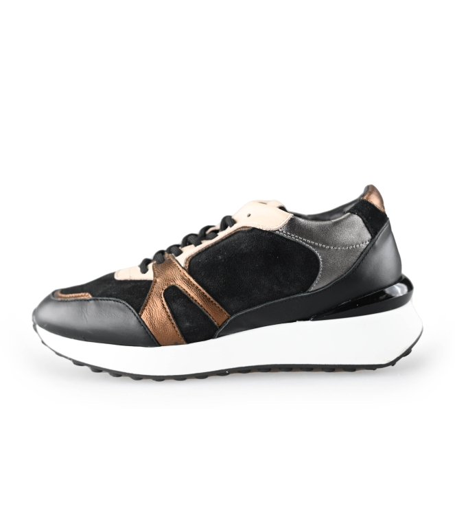 Manfield Sneakers
