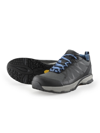 Travelin Sneakers