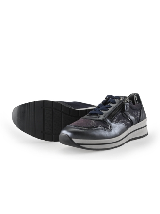 Feyn Sneakers