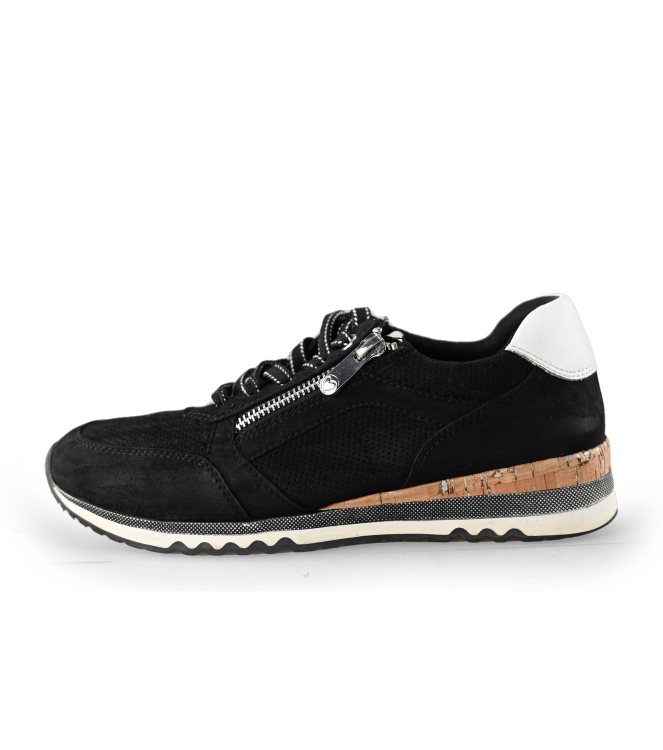 Omoda Sneakers