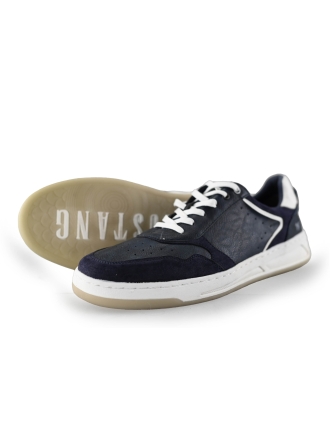 Mua Sneakers