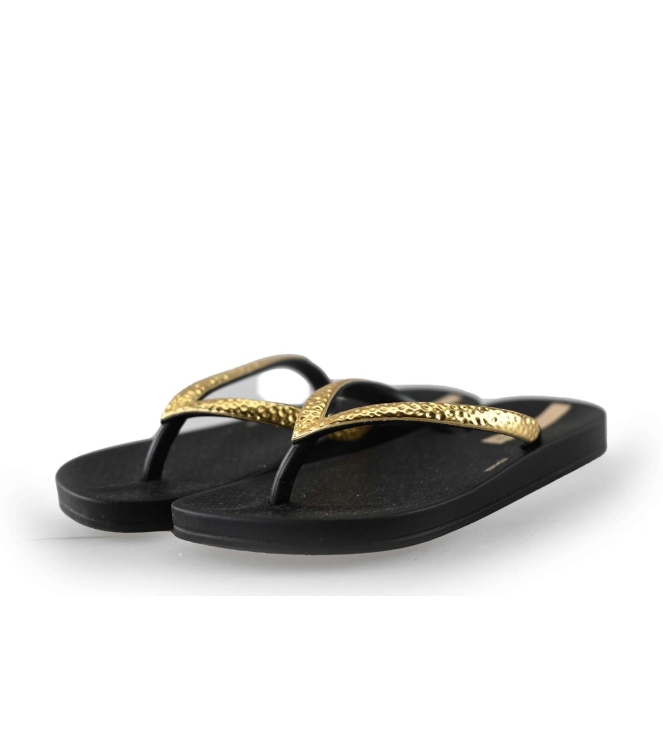 Ipamema Slippers