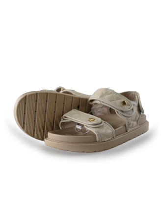 Omoda Sandalen