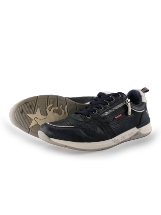 Mustang Sneakers