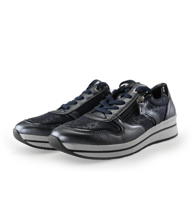 Feyn Sneakers
