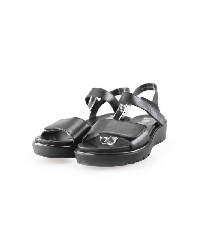 Ara Sandalen