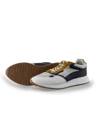 DSTRCT Sneakers