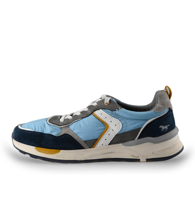 Mustang Sneakers