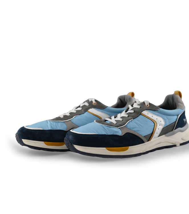 Mustang Sneakers