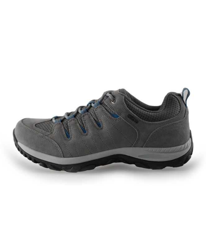 Travelin Sneakers