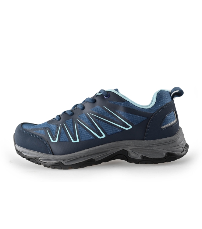 Travelin Sneakers