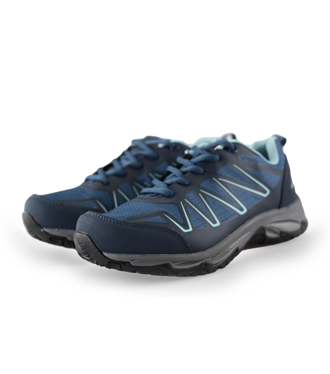 Travelin Sneakers