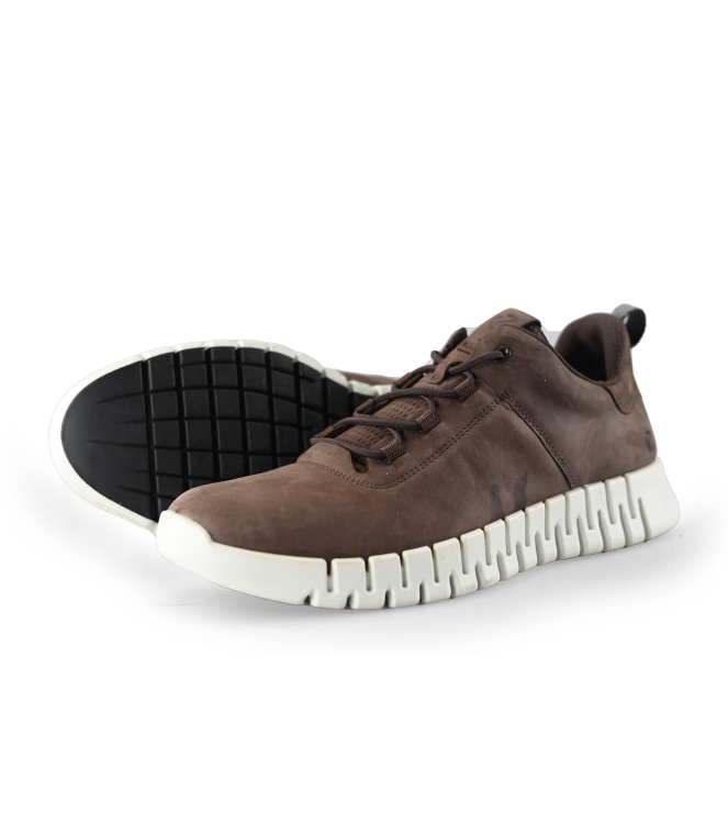 Ecco Sneakers