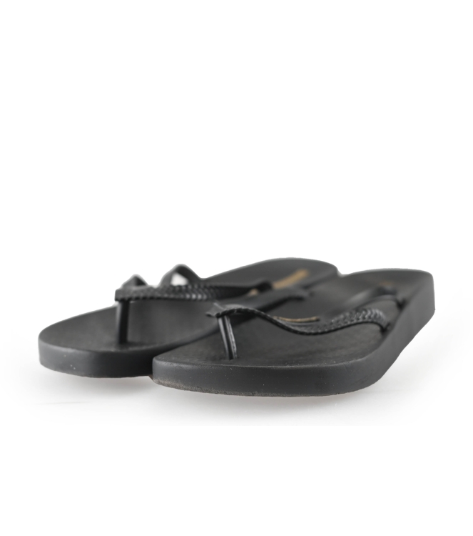 Ipamema Slippers