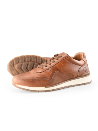 Travelin Sneakers