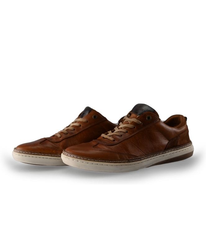 Travelin Sneakers