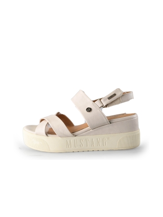 Mustang Sandalen Beige 245053