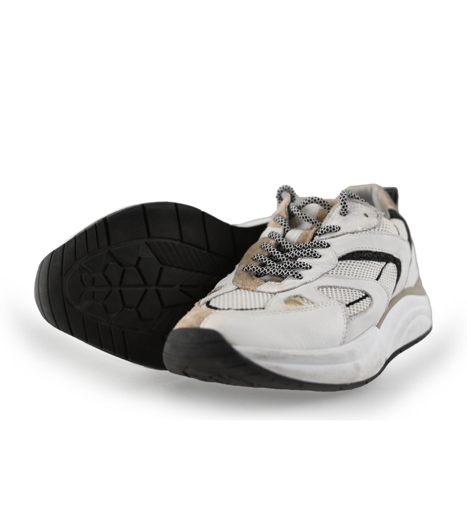 Omoda Sneakers