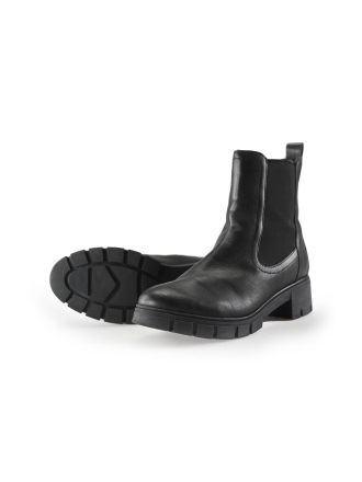 Nelson Chelsea boots