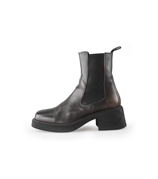 Vagabond Chelsea boots