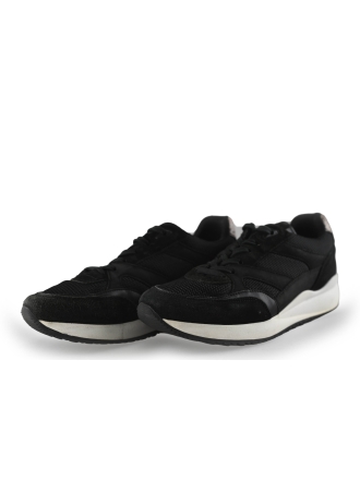Maruti Sneakers