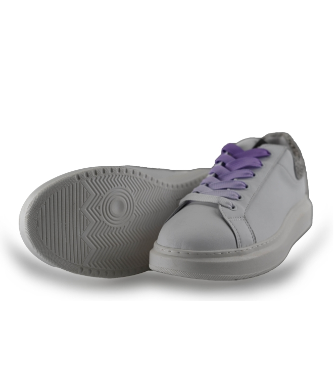 Maruti Sneakers