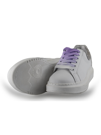 Maruti Sneakers