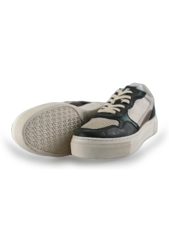 Maruti Sneakers