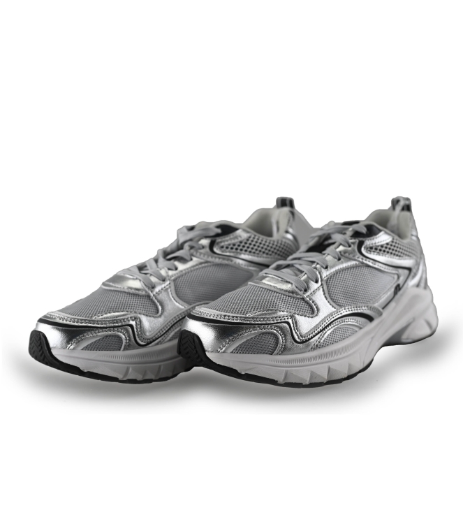 Maruti Sneakers
