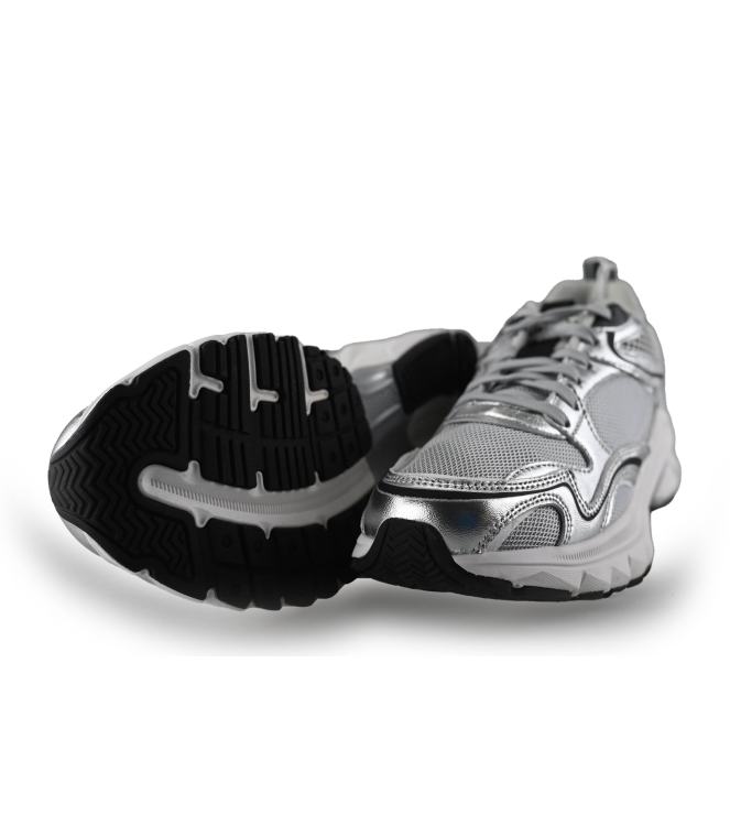 Maruti Sneakers