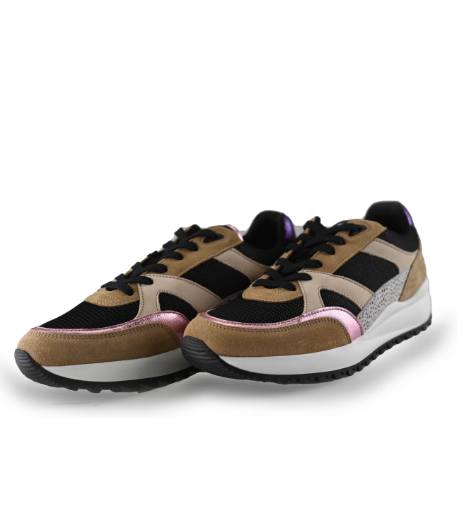 Maruti Sneakers