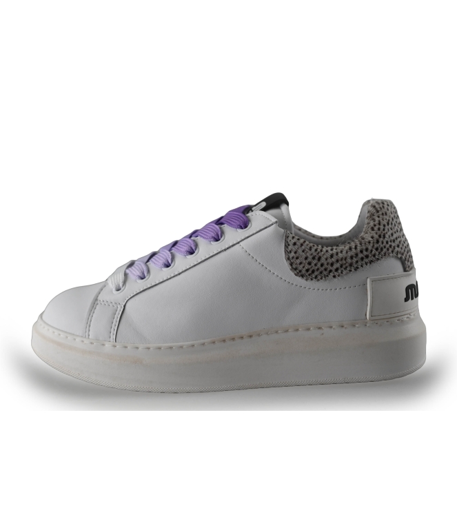 Maruti Sneakers