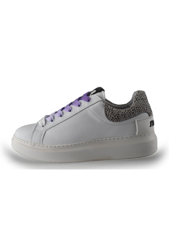 Maruti Sneakers
