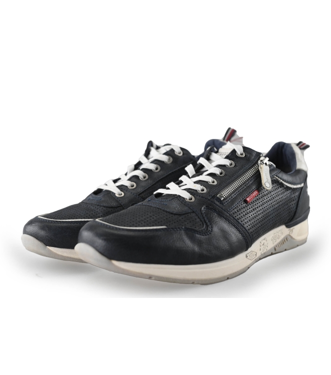 Mustang Sneakers